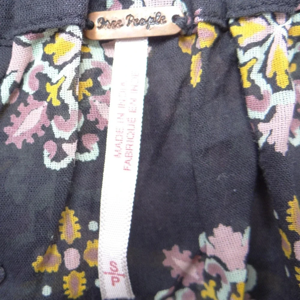Free People Medallion Print Ruffle Crop Top Navy Pink Yellow‎ Smocked Small